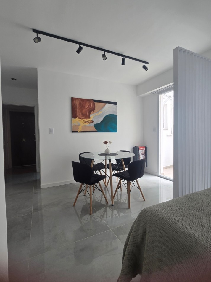 Venta departamento 1 ambiente Plaza Colon