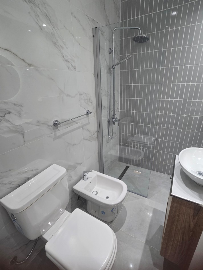 Venta departamento 1 ambiente Plaza Colon