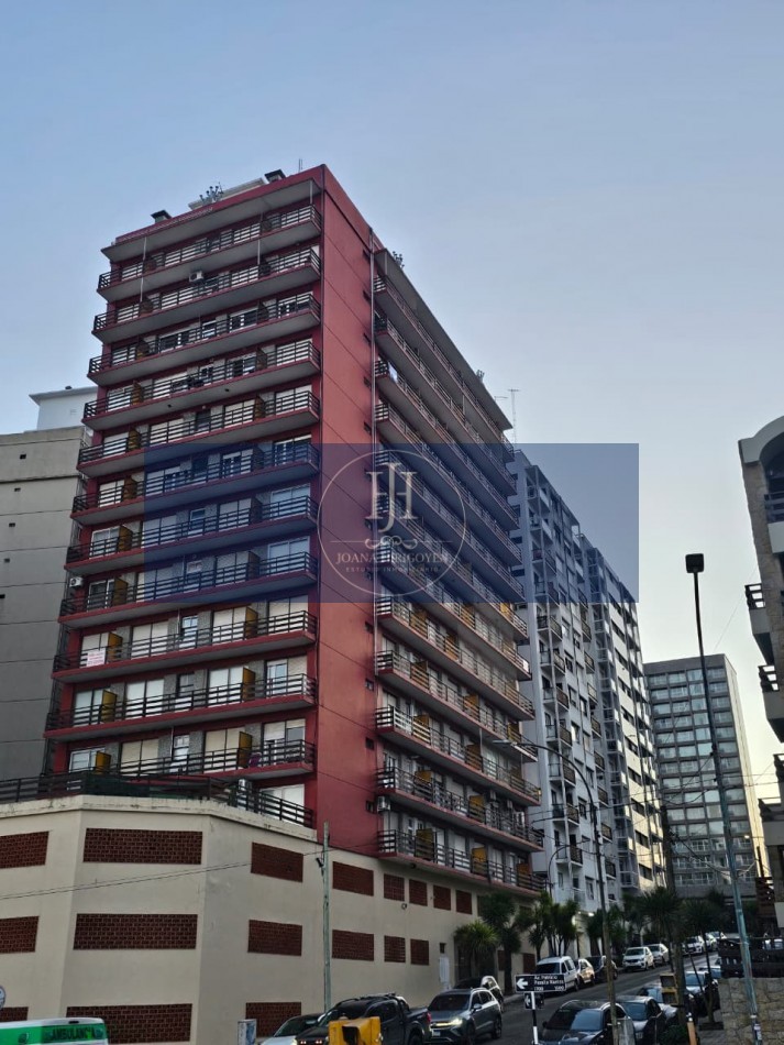 2 AMBIENTES AL FRENTE CON BALCON Y VISTA AL MAR