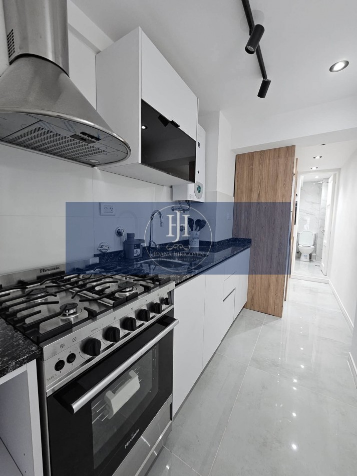 VENTA 3 AMB AL FRENTE CON BALCON TERRAZA PLAZA COLON
