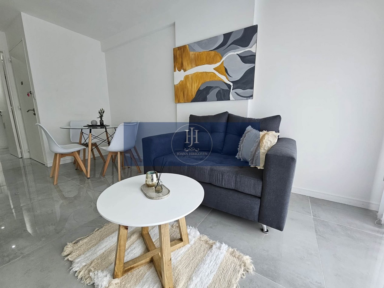 VENTA 3 AMB AL FRENTE CON BALCON TERRAZA PLAZA COLON